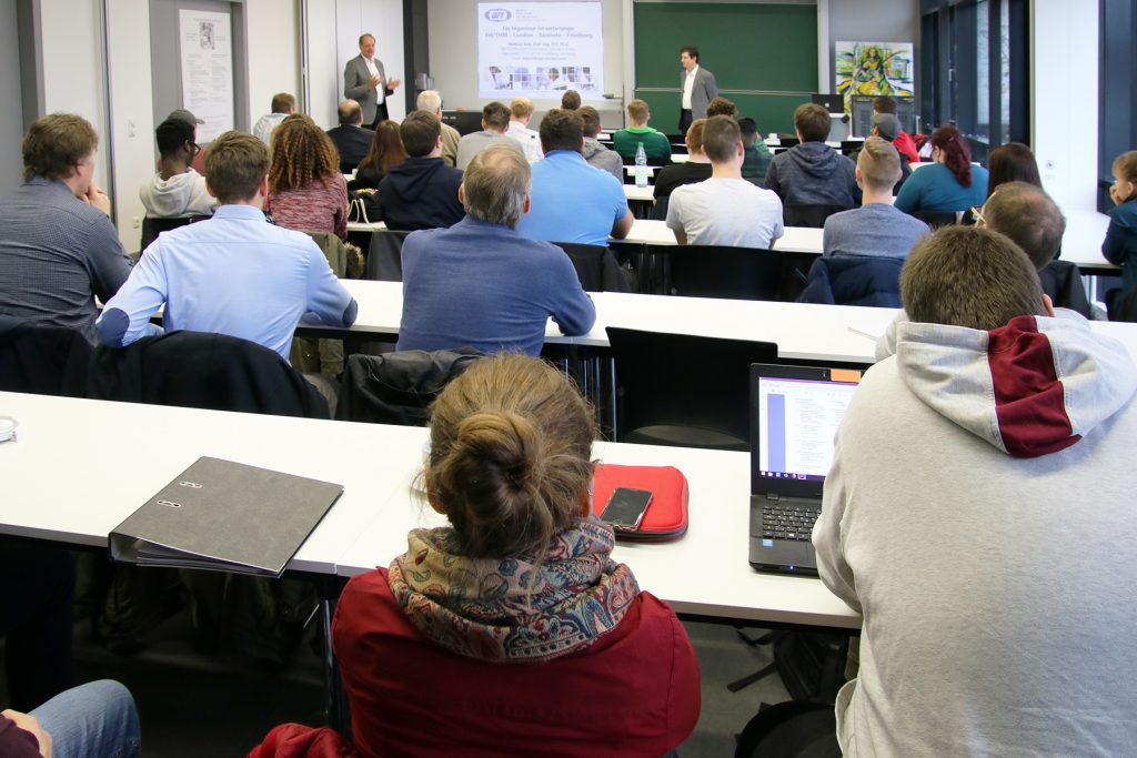 Vortragsdiskussion (Foto: K. Schmidt / THM)